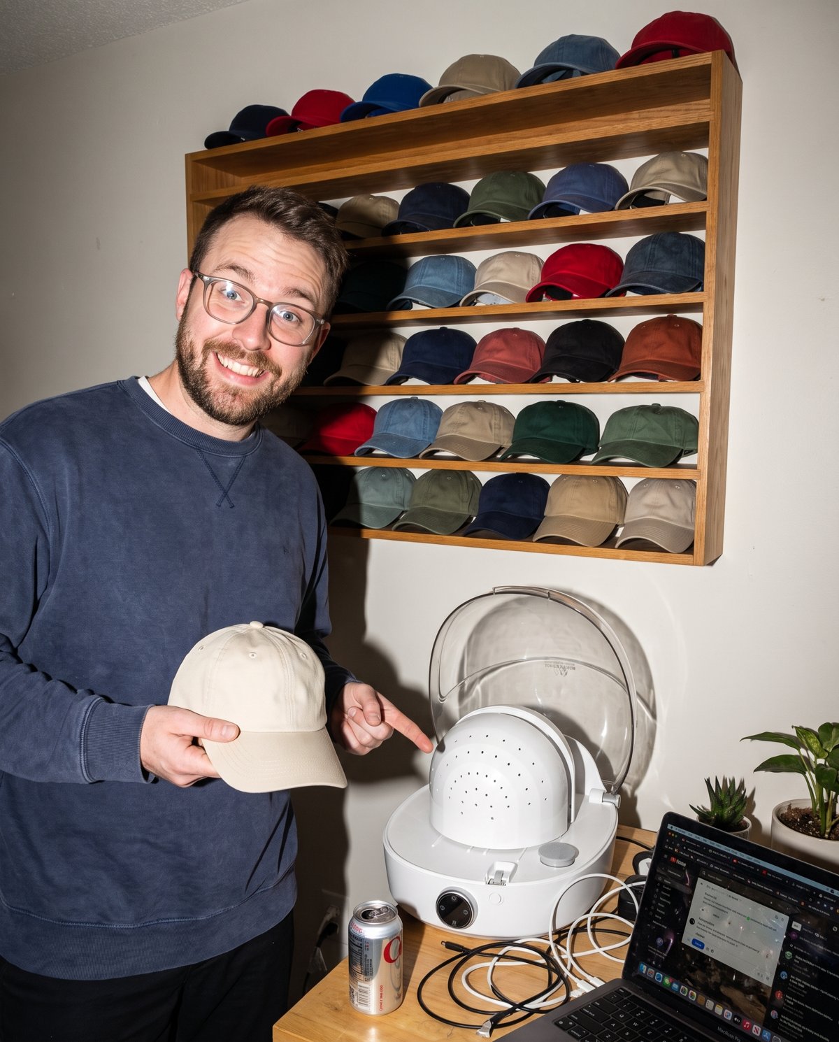 Jonas W. with the Cap Care Machine